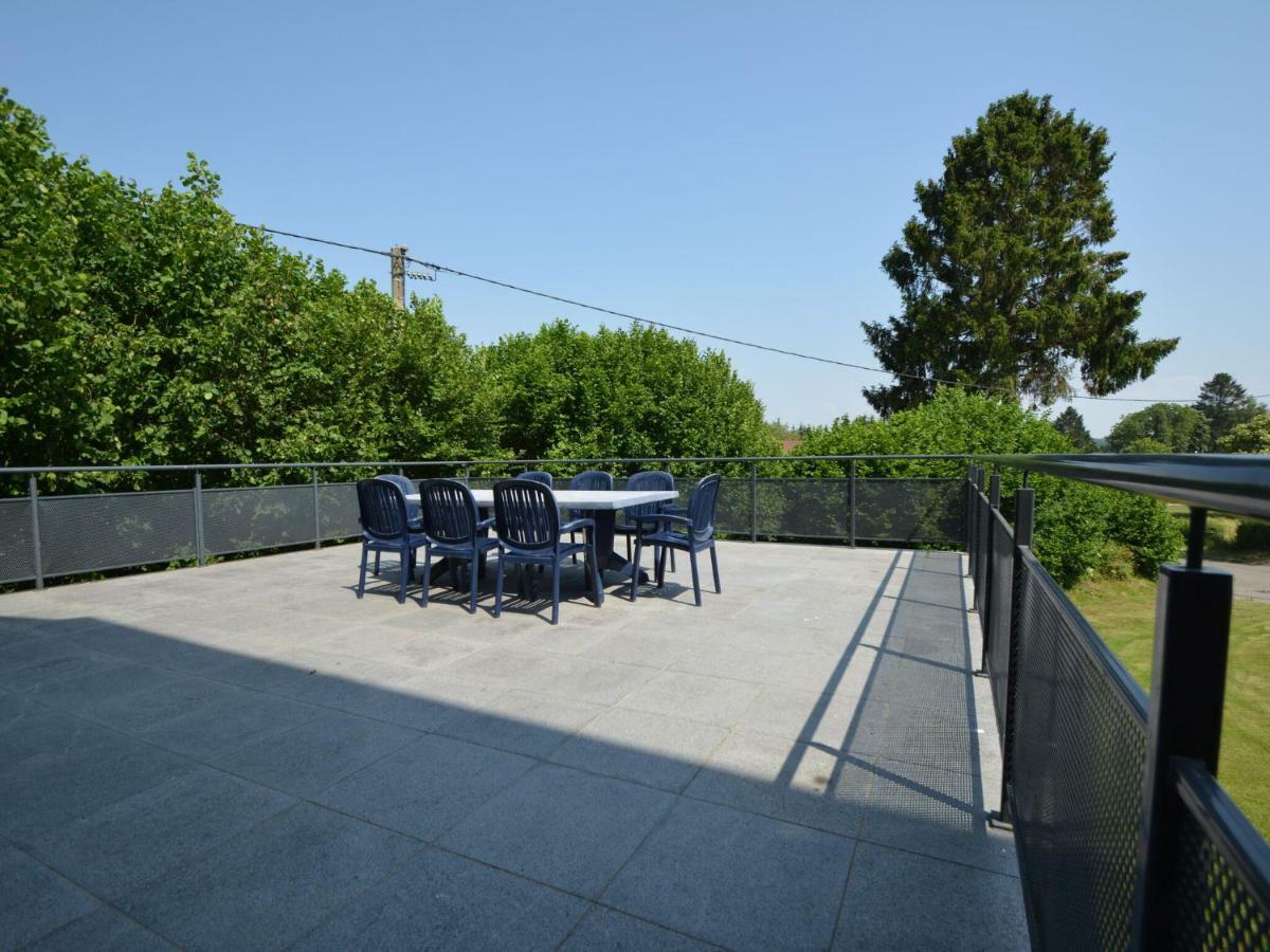 Lovely In With Terrace * Daverdisse